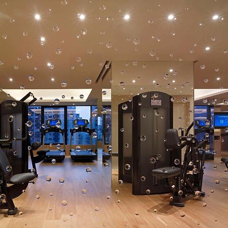 Grand Hyatt Taipei Hotel Exterior photo The gym at The Landmark, Hong Kong