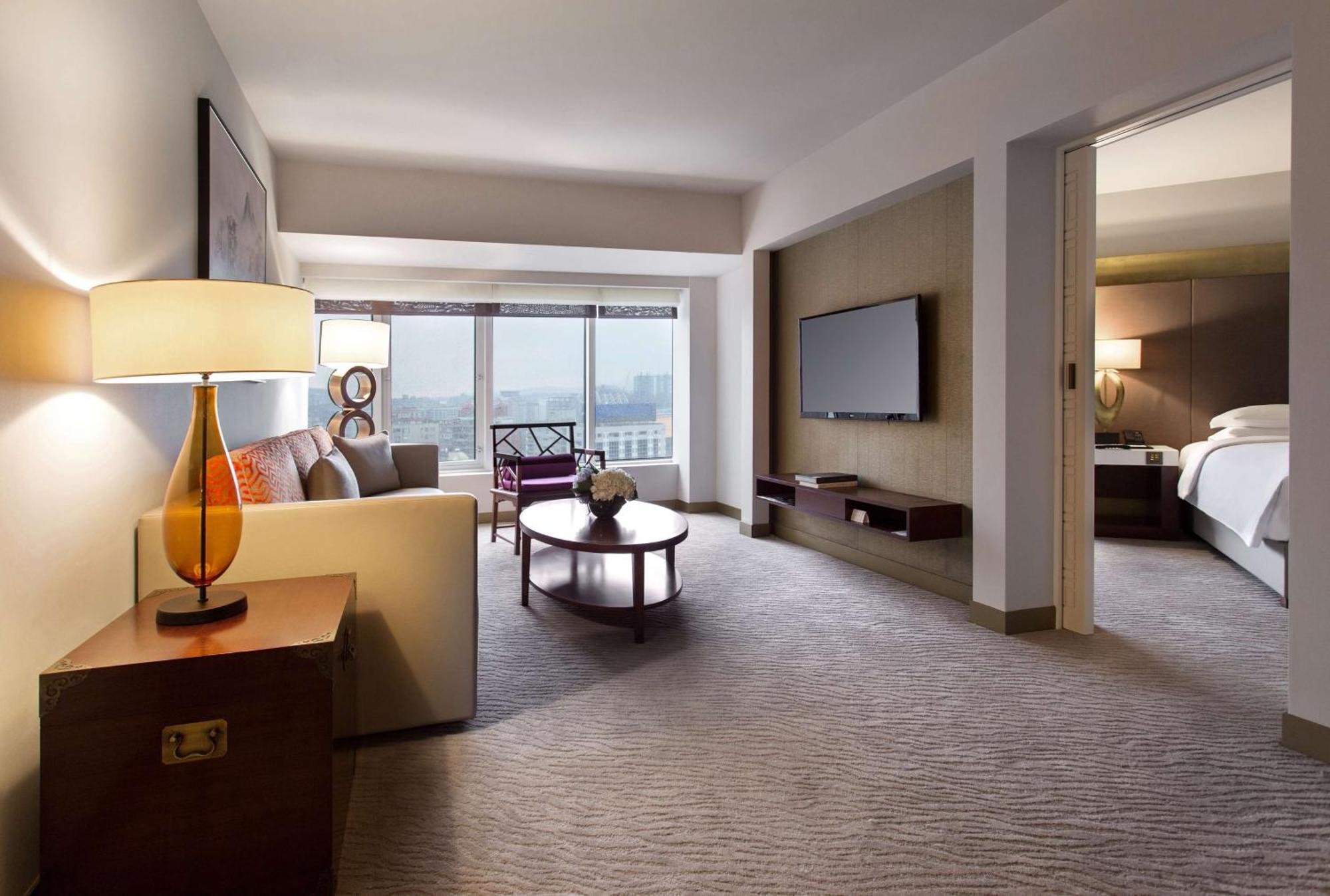 Grand Hyatt Taipei Hotel Exterior photo A suite at the Westin Nanchang